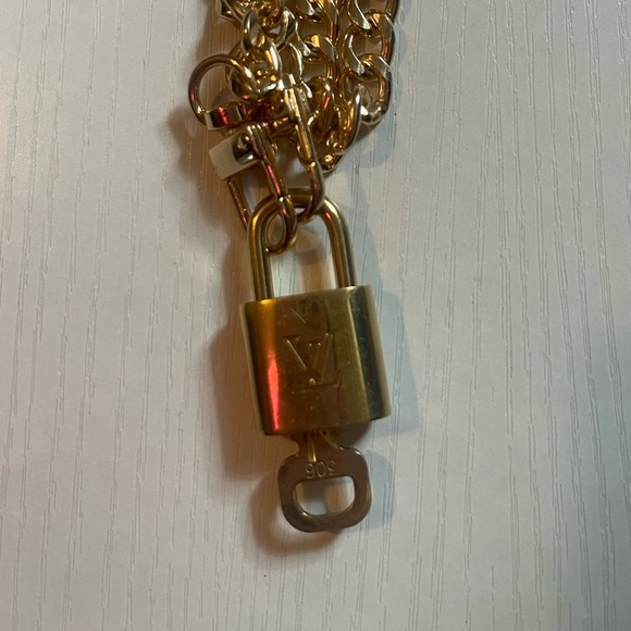 Louis Vuitton Lock & Key on Chain - Picture 1 of 2
